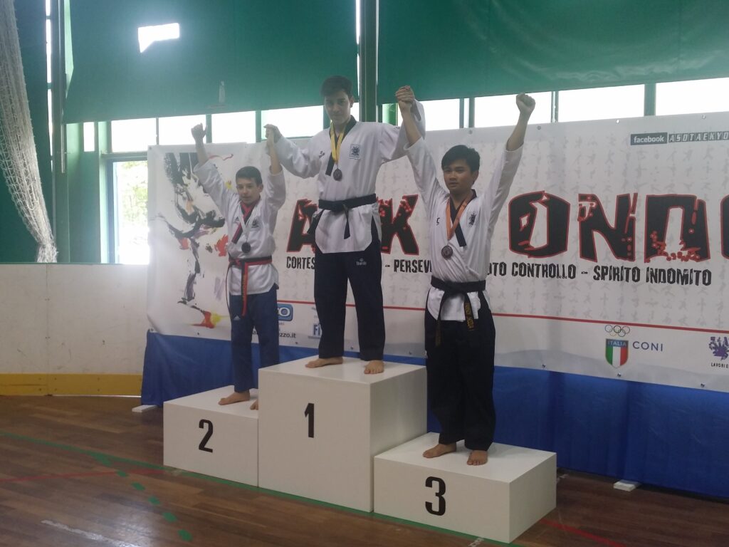 Argento per Marco categoria free style e finalmente 3 calci e 540!